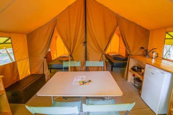 Camping Onlycamp Les Tuilleres Vercheny Exteriér fotografie