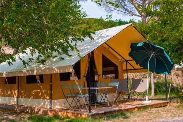 Camping Onlycamp Les Tuilleres Vercheny Exteriér fotografie
